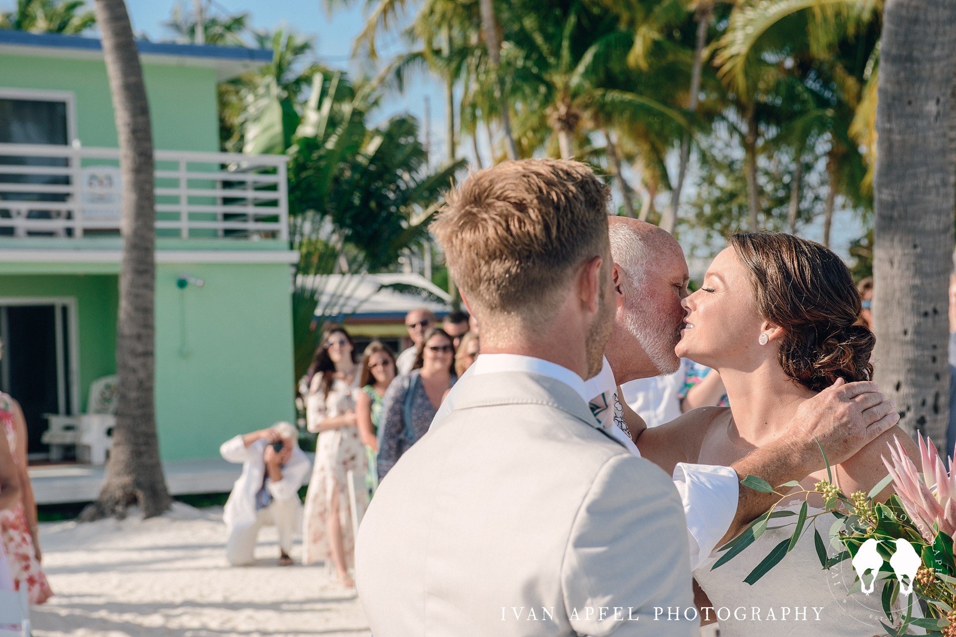 Drop Anchor Resort Islamorada Wedding Florida Keys Ivan Apfel Photography Kaitlin and Ben_0252.jpg