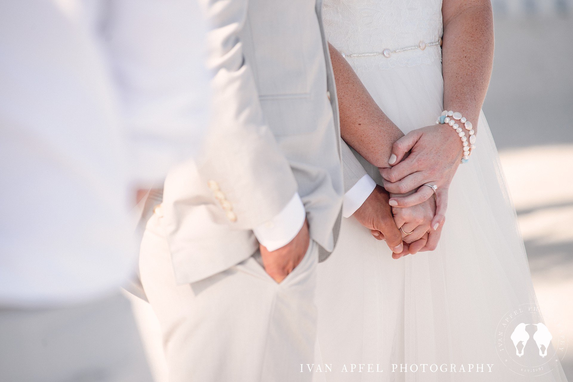 Drop Anchor Resort Islamorada Wedding Florida Keys Ivan Apfel Photography Kaitlin and Ben_0254.jpg