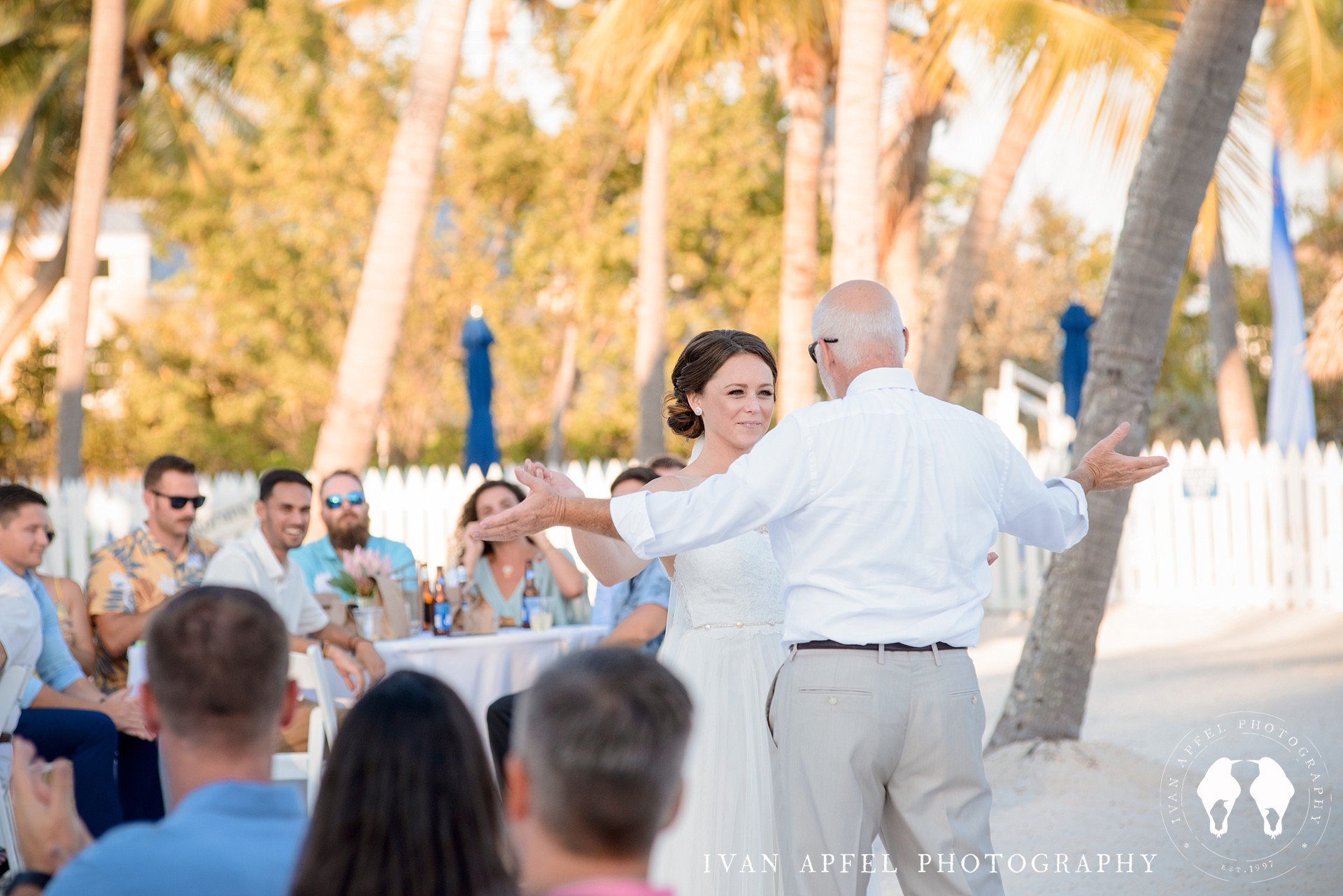 Drop Anchor Resort Islamorada Wedding Florida Keys Ivan Apfel Photography Kaitlin and Ben_0303.jpg