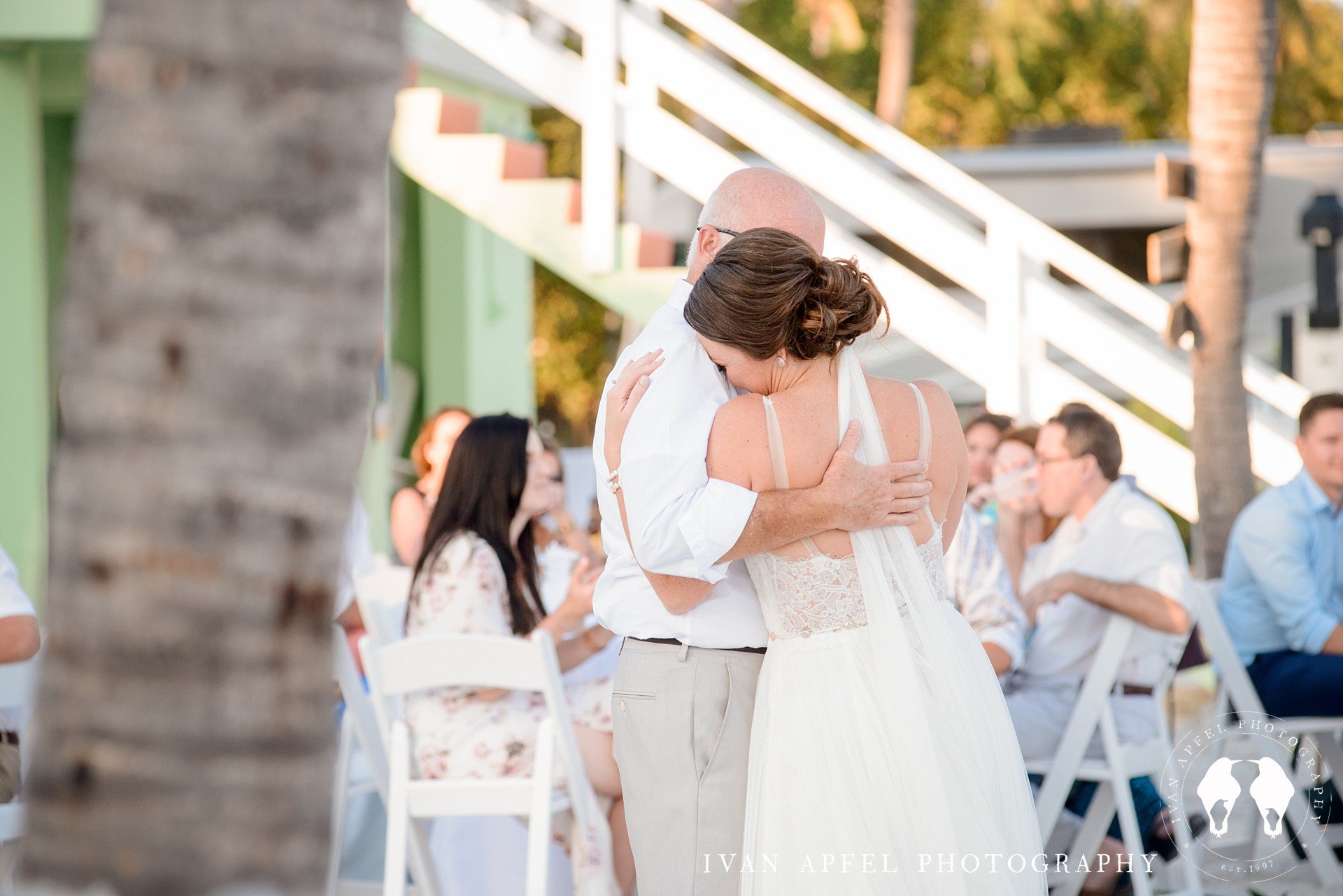 Drop Anchor Resort Islamorada Wedding Florida Keys Ivan Apfel Photography Kaitlin and Ben_0304.jpg