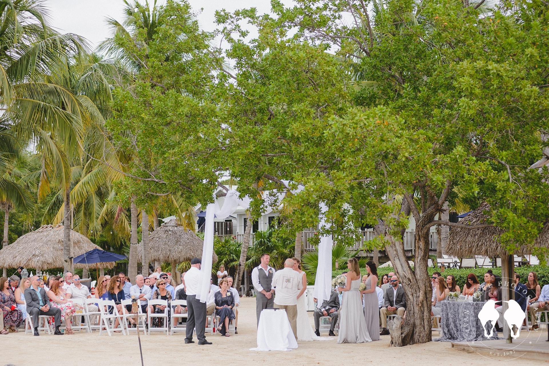 Florida+Keys+Wedding+Photographer+Ivan+Apfel+Holly+Charlie_0045.jpeg